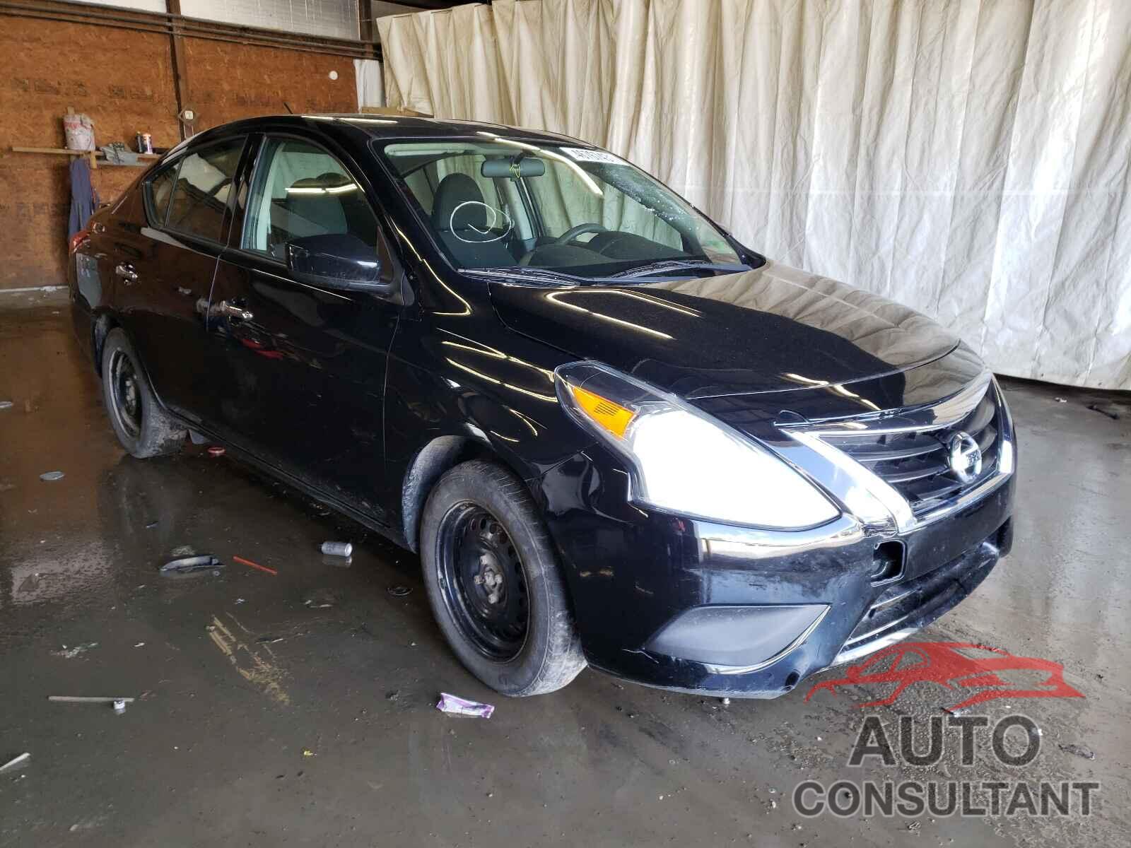 NISSAN VERSA 2017 - 3N1CN7APXHL827301