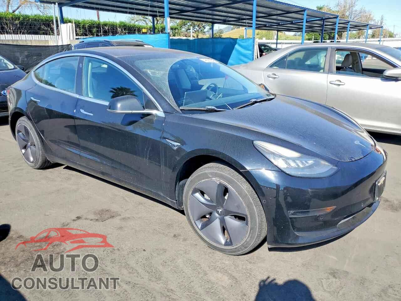 TESLA MODEL 3 2018 - 5YJ3E1EA4JF032359