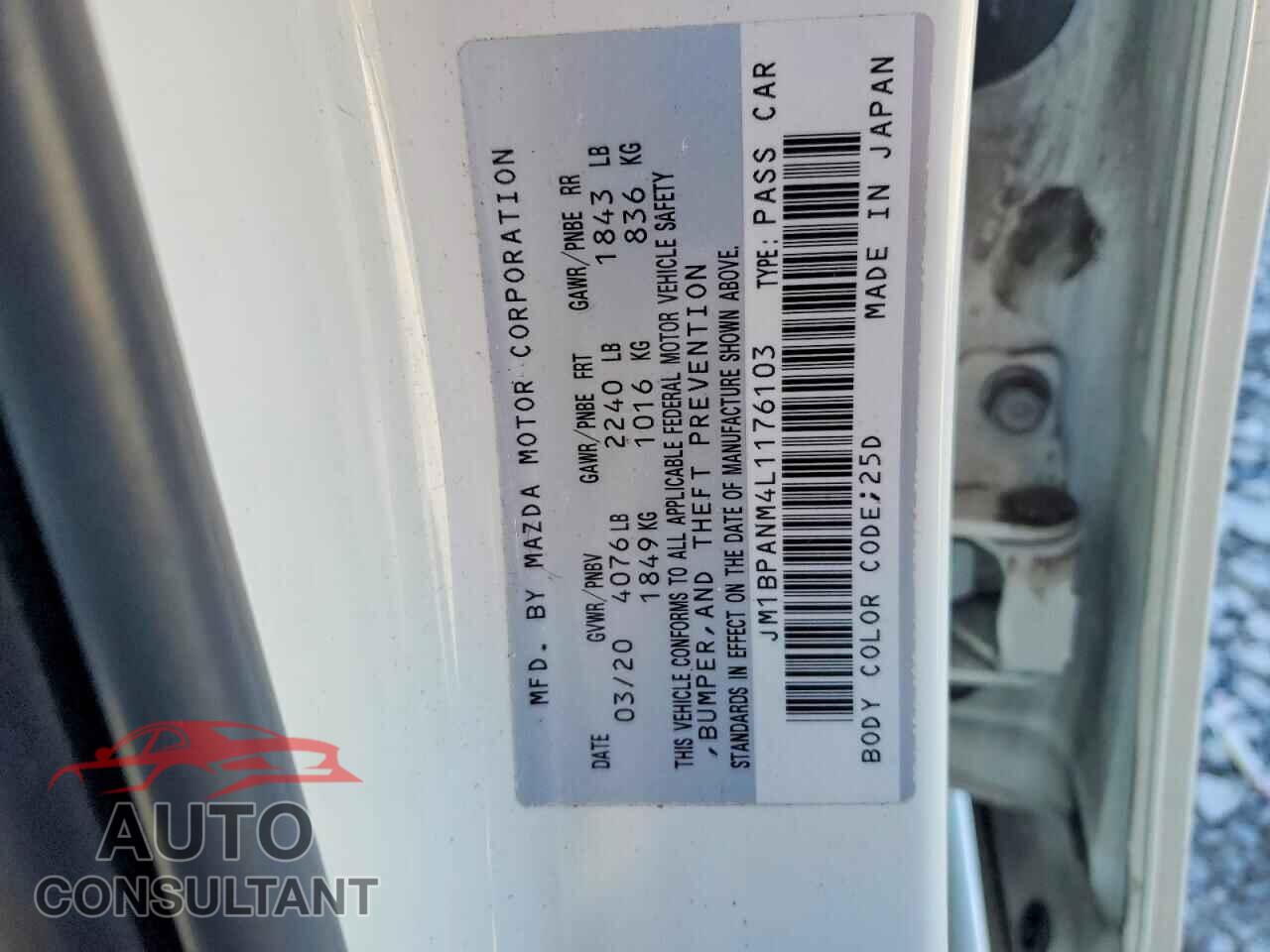 MAZDA 3 2020 - JM1BPANM4L1176103