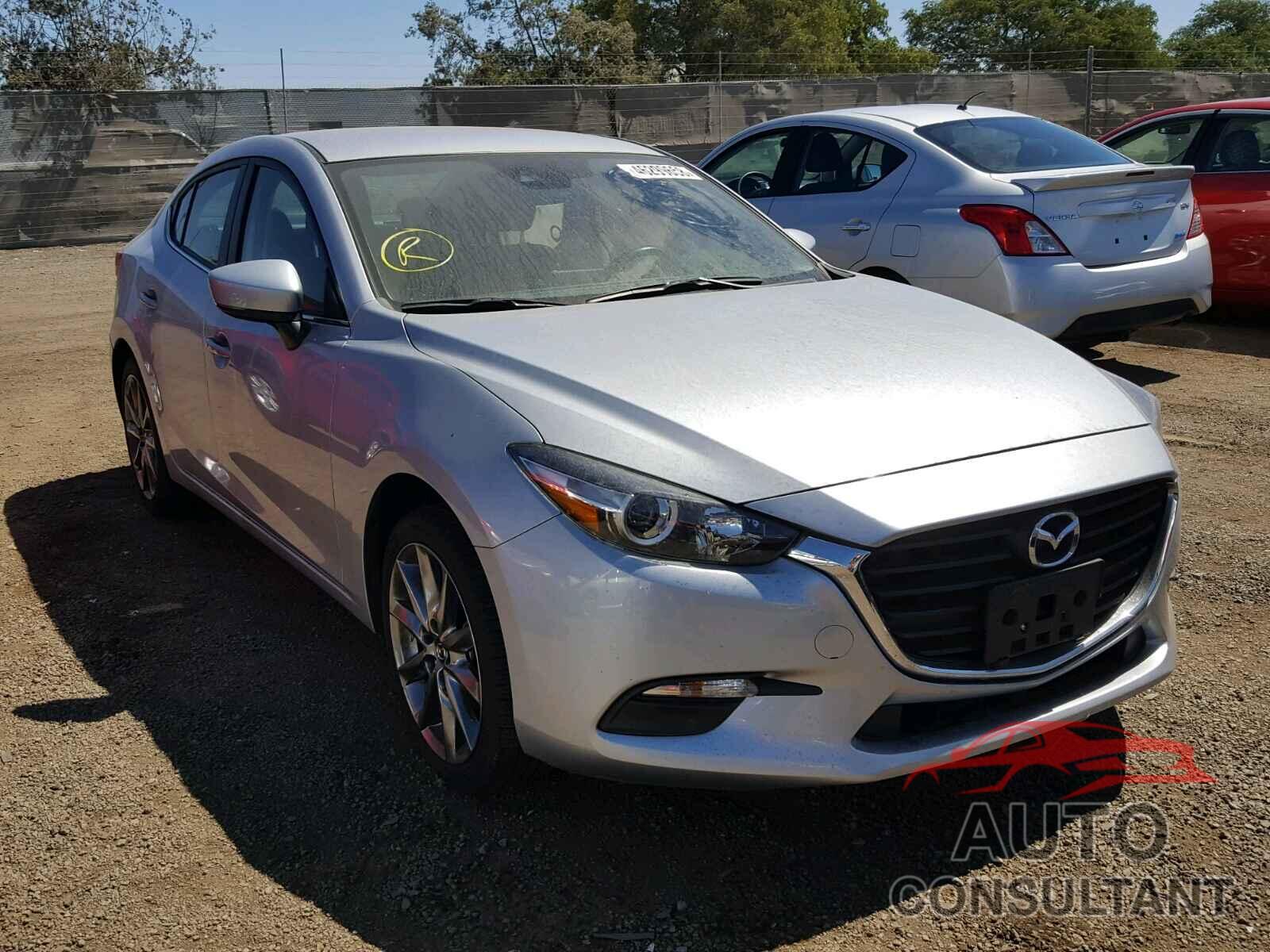 MAZDA 3 2018 - 3MZBN1V3XJM198178