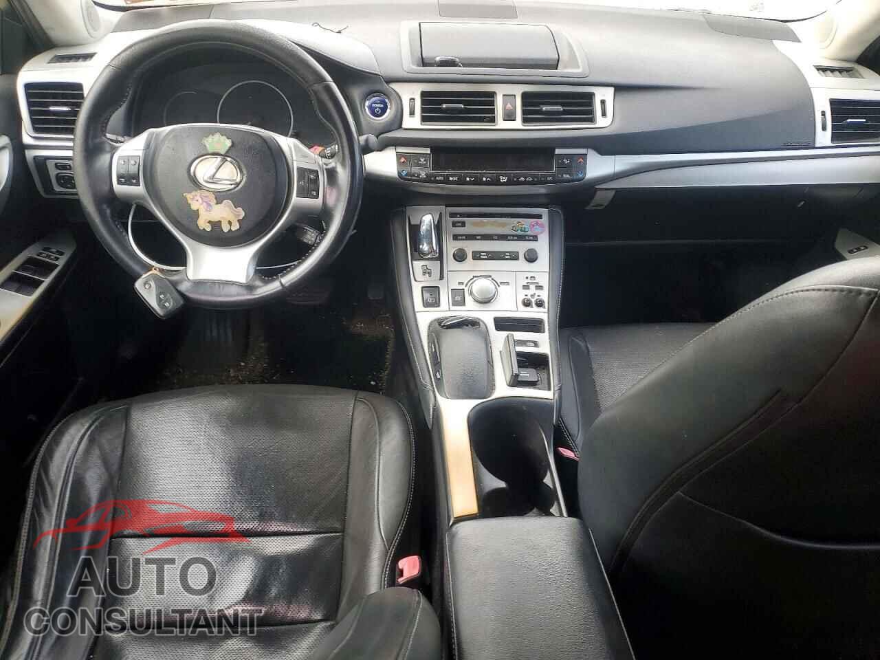 LEXUS CT 200 2012 - JTHKD5BH8C2121153