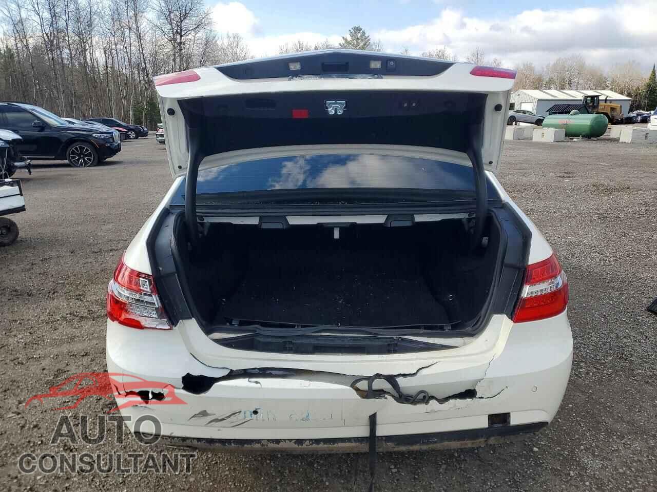 MERCEDES-BENZ E-CLASS 2012 - WDDHF8JB7CA593179