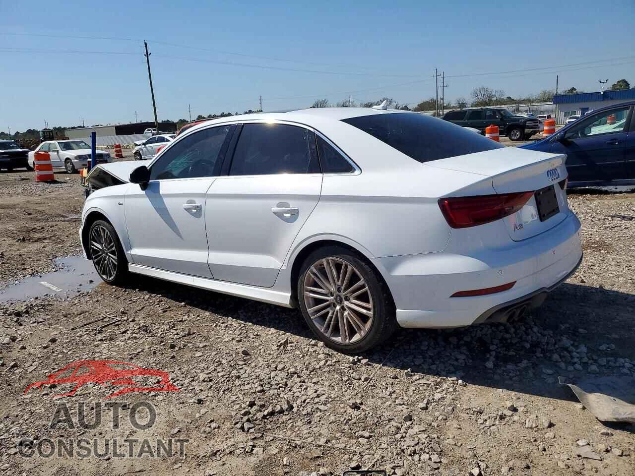 AUDI A3 2017 - WAUGUGFFXH1043786