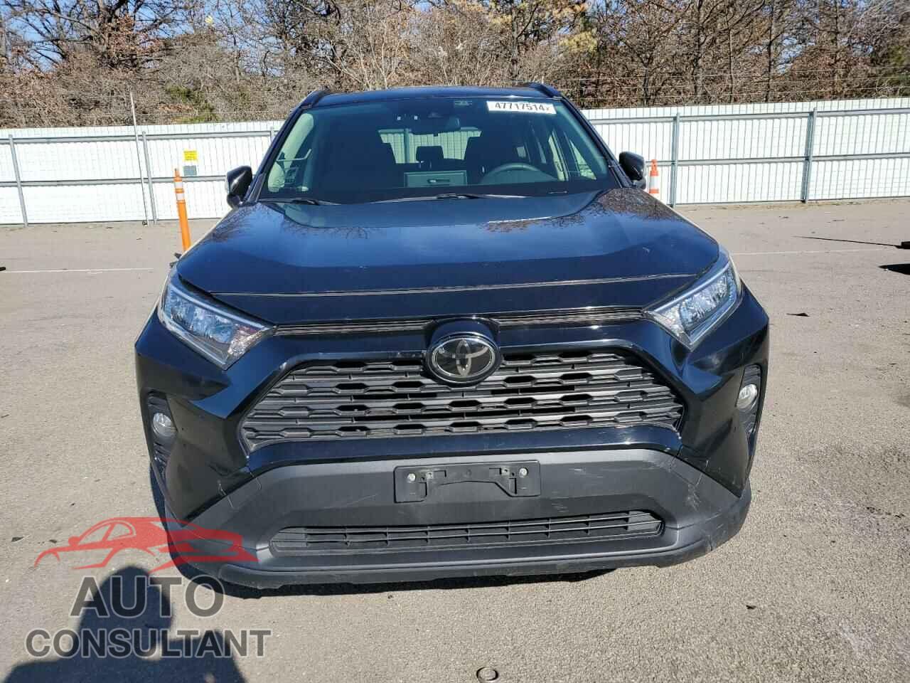 TOYOTA RAV4 2019 - JTMP1RFV7KD505872