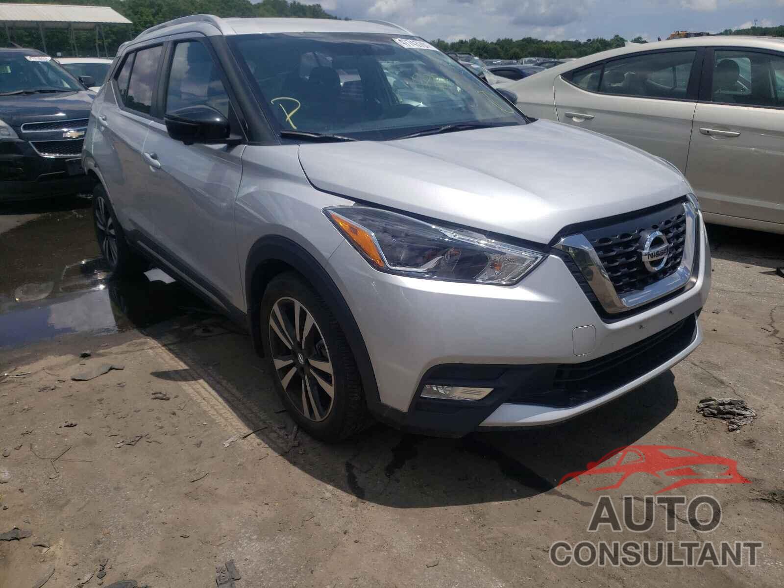 NISSAN KICKS 2018 - 3N1CP5CU8JL513153
