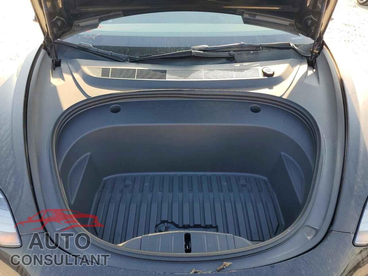 TESLA MODEL 3 2023 - 5YJ3E1EA0PF547061