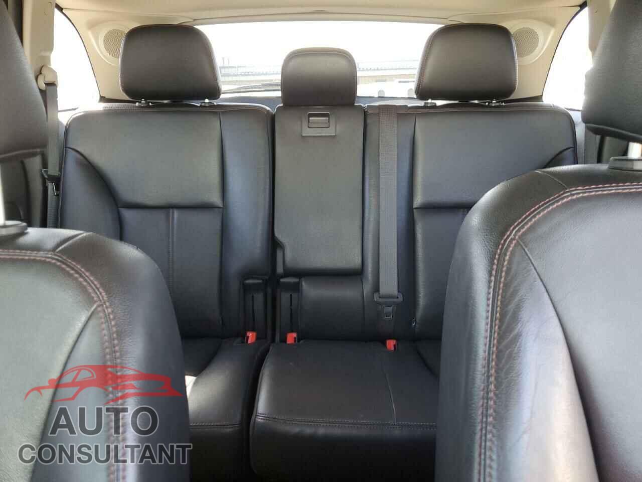 FORD EDGE 2011 - 2FMDK4KC6BBA08725