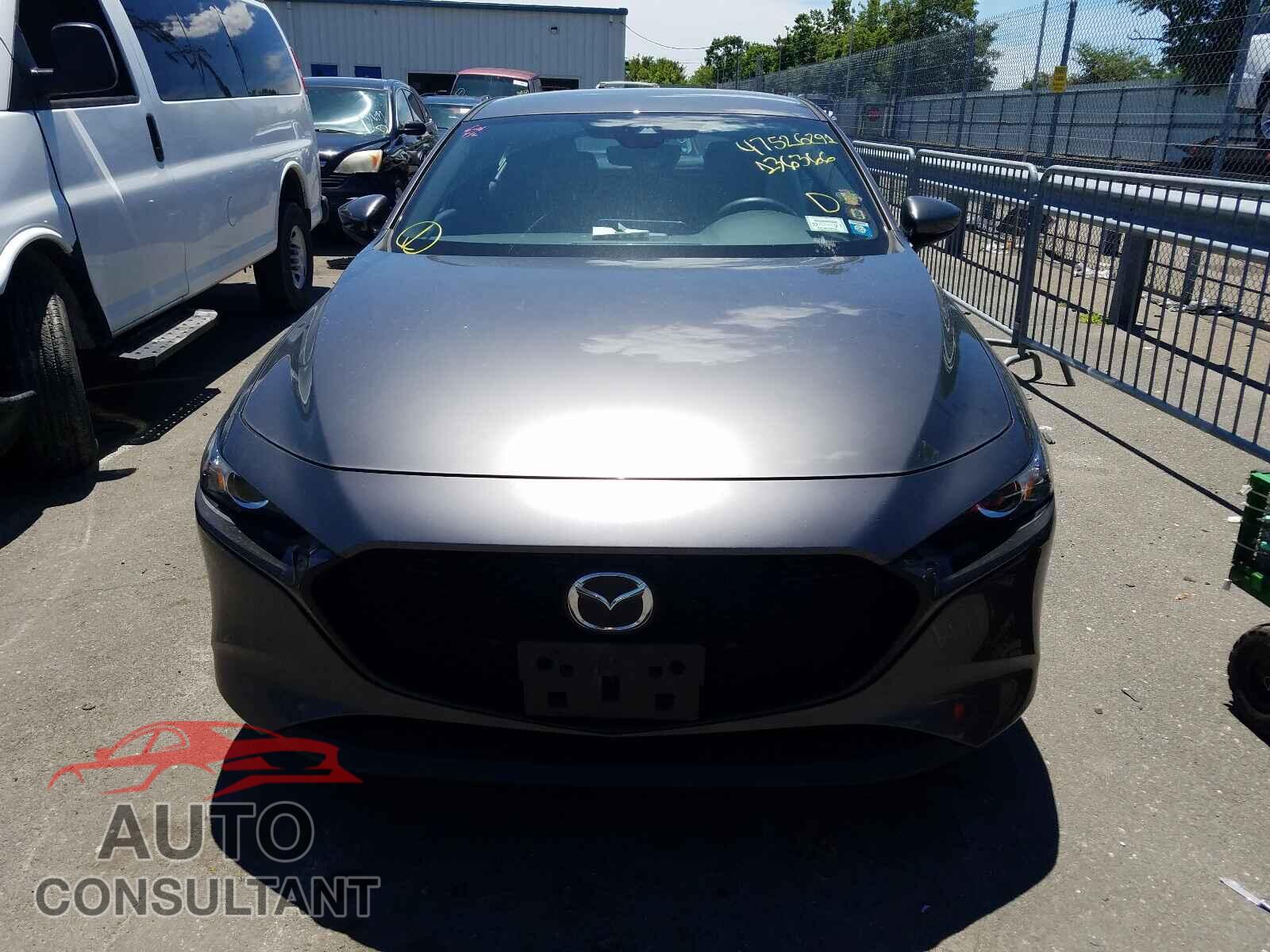 MAZDA 3 2019 - JM1BPBJM9K1136366