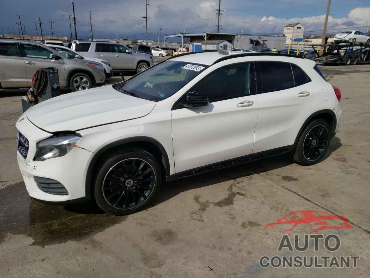 MERCEDES-BENZ GLA-CLASS 2019 - WDCTG4EB1KU006485