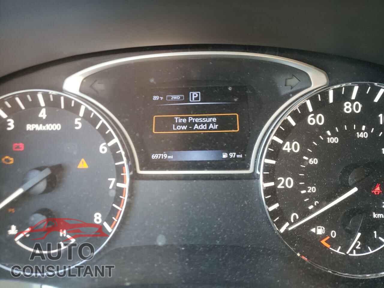 NISSAN PATHFINDER 2017 - 5N1DR2MM2HC681865