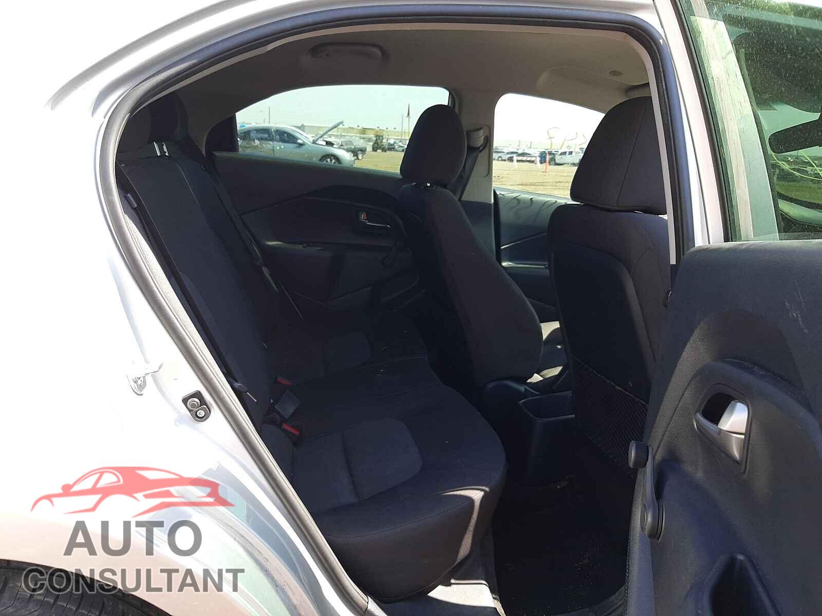 KIA RIO 2016 - KNADM5A38G6699491