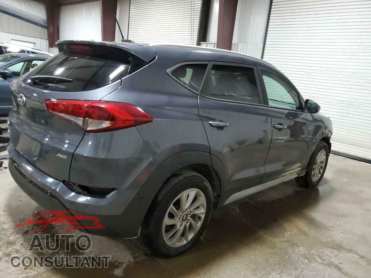HYUNDAI TUCSON 2017 - KM8J3CA42HU481755