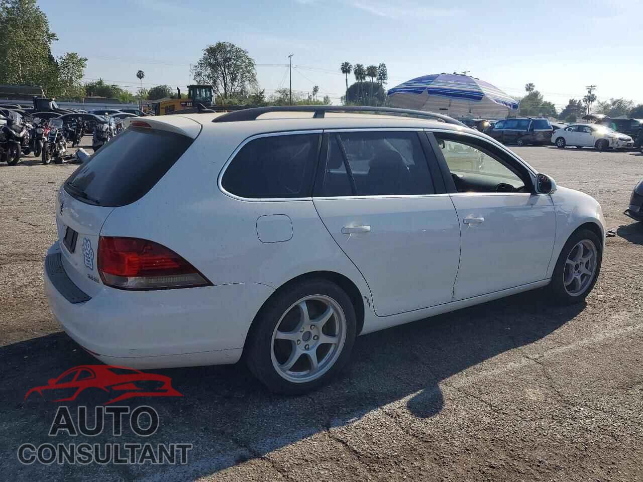 VOLKSWAGEN JETTA 2011 - 3VWPZ7AJ8BM656058