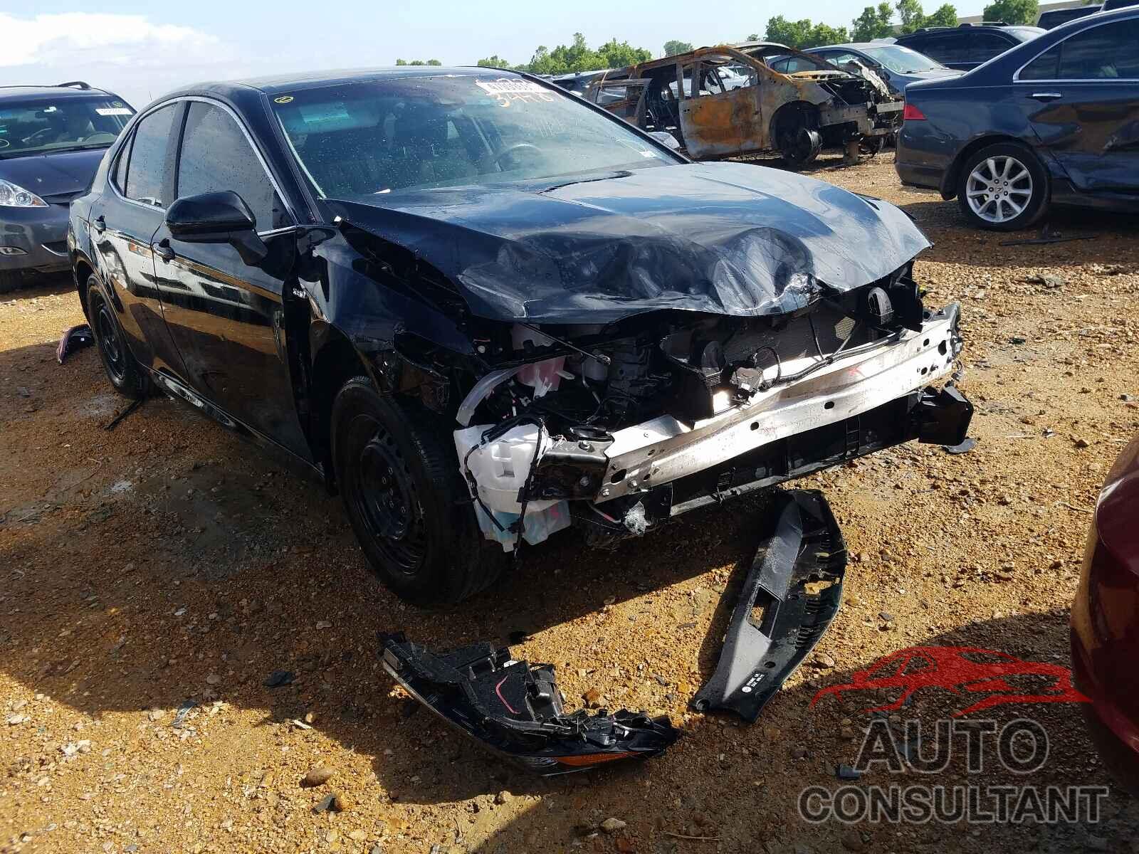 TOYOTA CAMRY 2018 - 4T1B31HK2JU505295