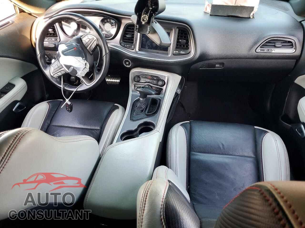 DODGE CHALLENGER 2019 - 2C3CDZBT2KH666664