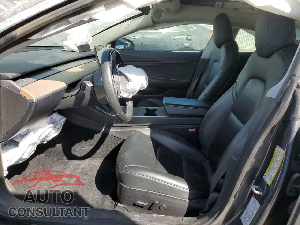 TESLA MODEL 3 2018 - 5YJ3E1EA0JF039857