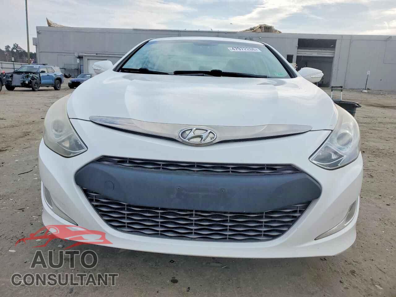 HYUNDAI SONATA 2012 - KMHEC4A40CA032690
