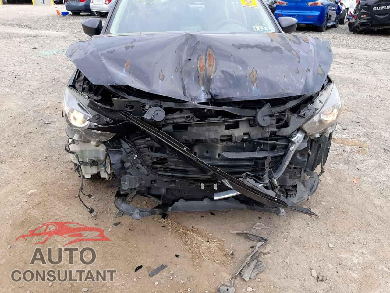 MAZDA 3 2017 - 3MZBN1U70HM138019