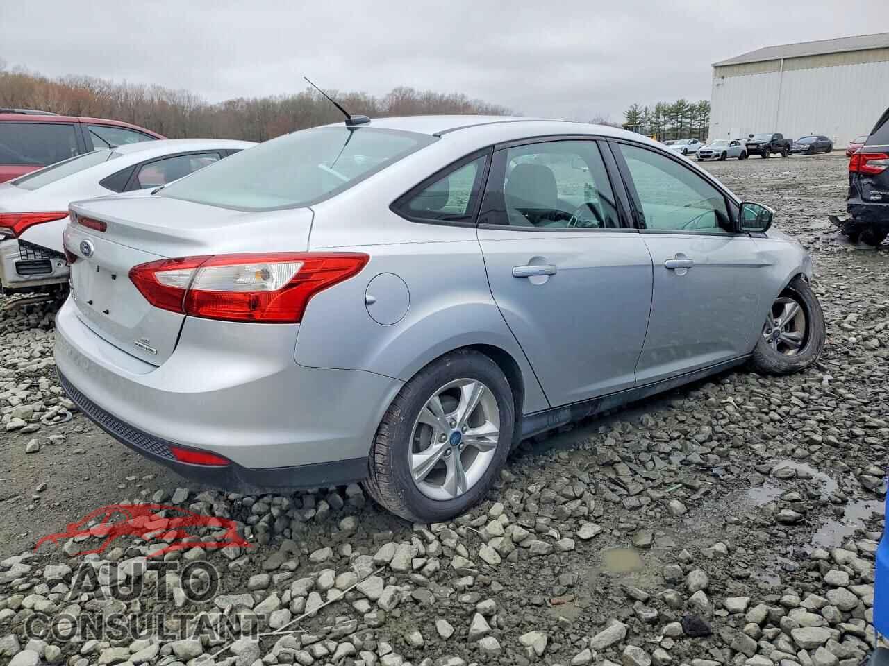 FORD FOCUS 2013 - 1FADP3F29DL114015