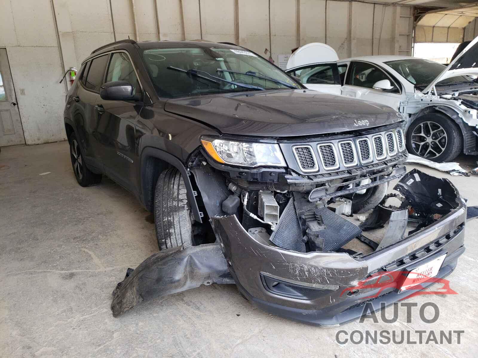 JEEP COMPASS 2018 - 3C4NJCBB2JT165555