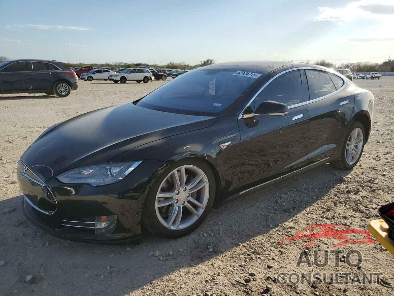 TESLA MODEL S 2013 - 5YJSA1CG2DFP05023