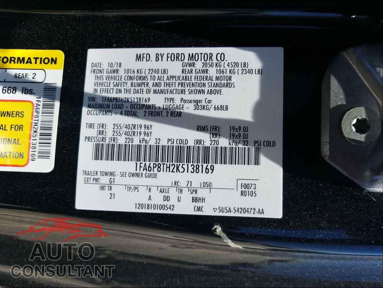 FORD MUSTANG 2019 - 1FA6P8TH2K5138169