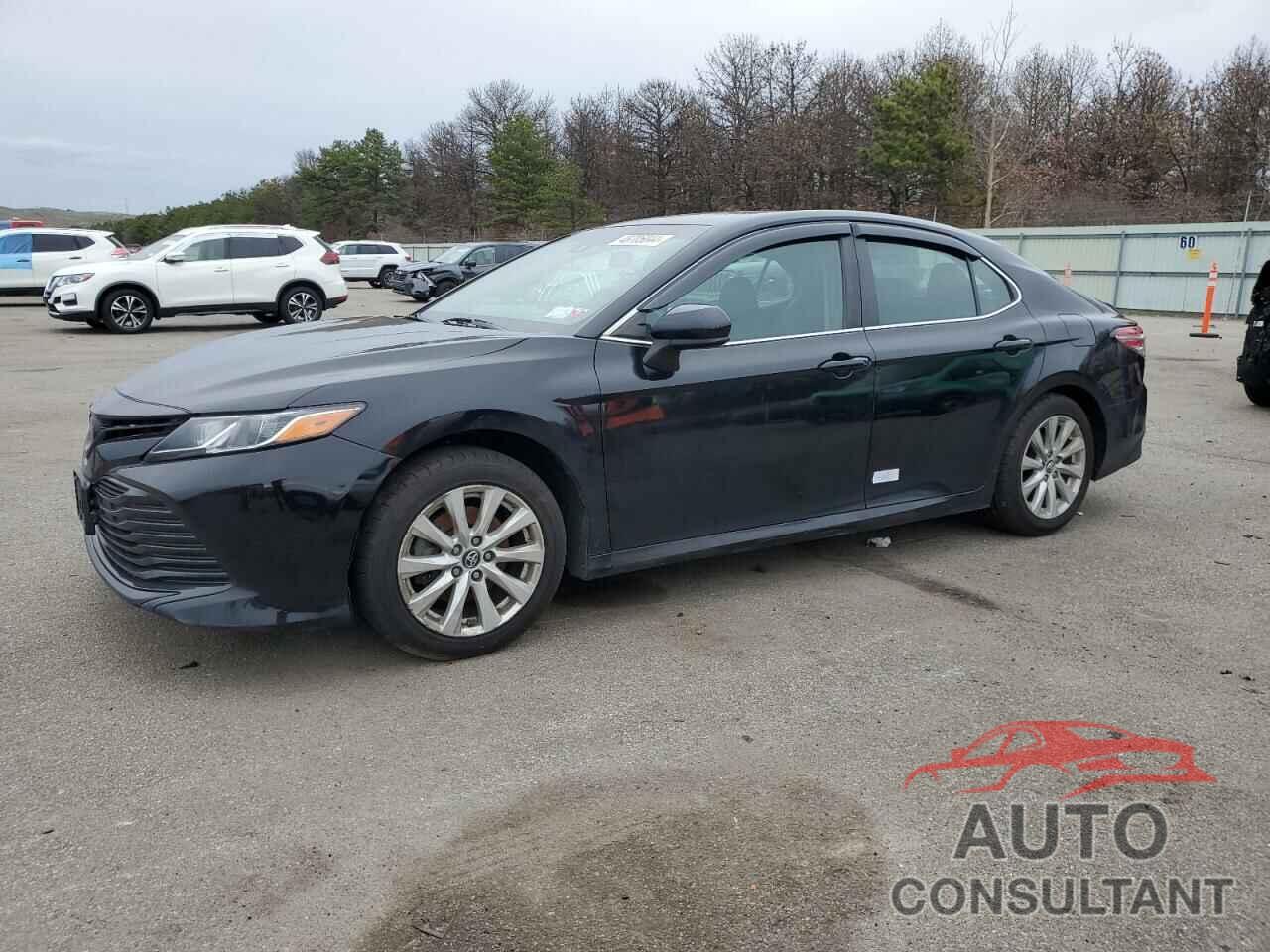 TOYOTA CAMRY 2018 - 4T1B11HK0JU572175