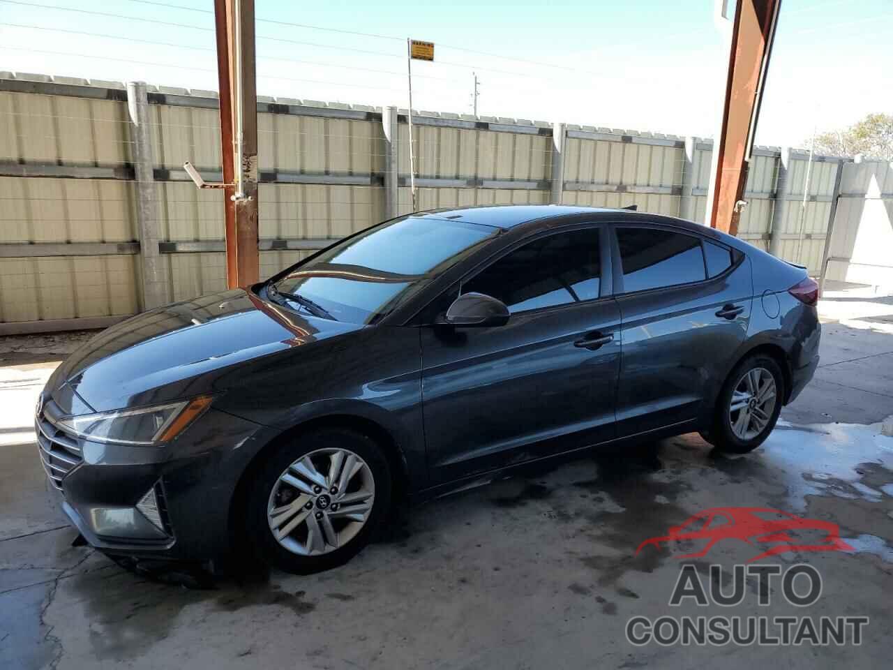 HYUNDAI ELANTRA 2020 - 5NPD84LF2LH570395