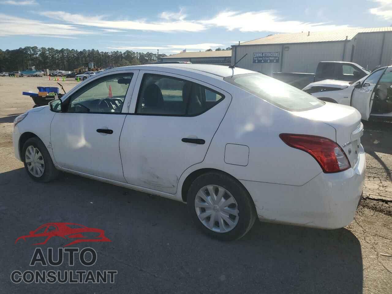 NISSAN VERSA 2017 - 3N1CN7AP3HL884343