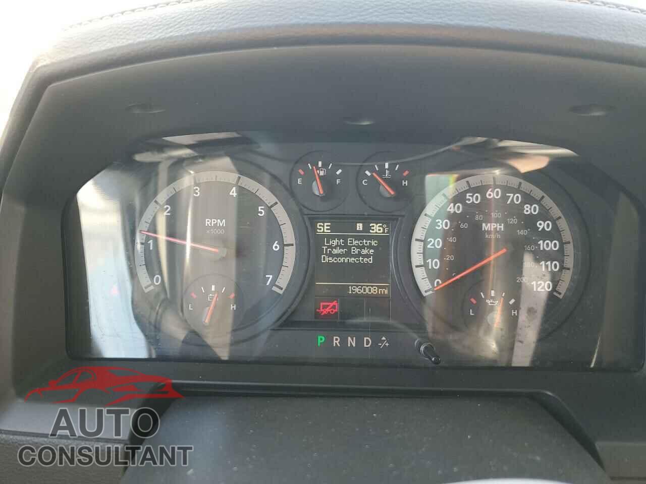 DODGE RAM 1500 2012 - 1C6RD7NT6CS152355