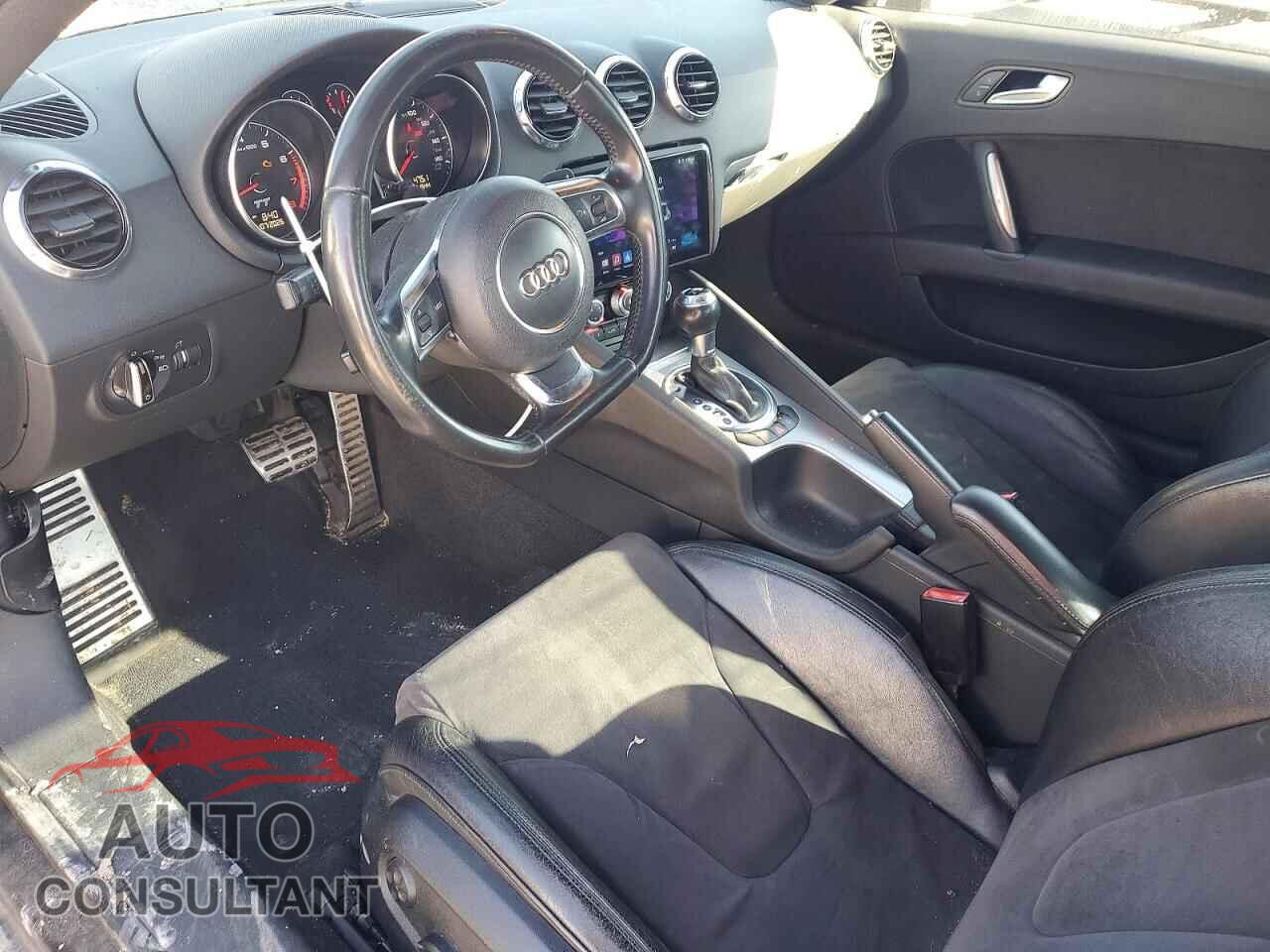 AUDI TT 2013 - TRUBFAFK1D1000603