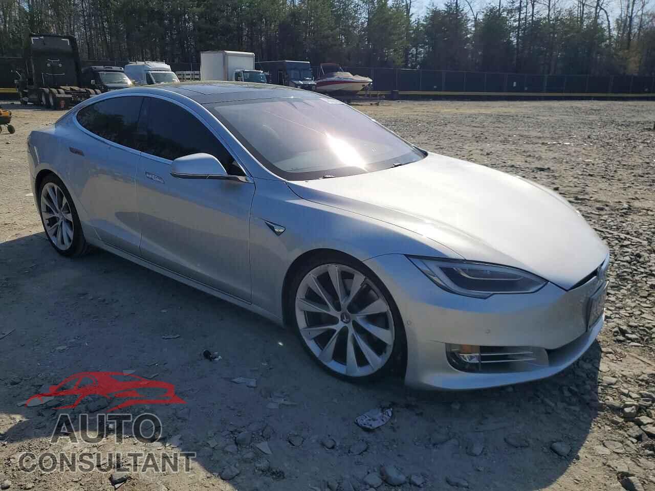 TESLA MODEL S 2018 - 5YJSA1E20JF253571