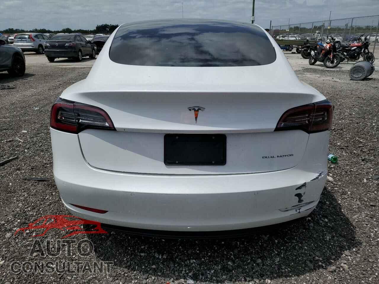 TESLA MODEL 3 2022 - 5YJ3E1EB3NF264949