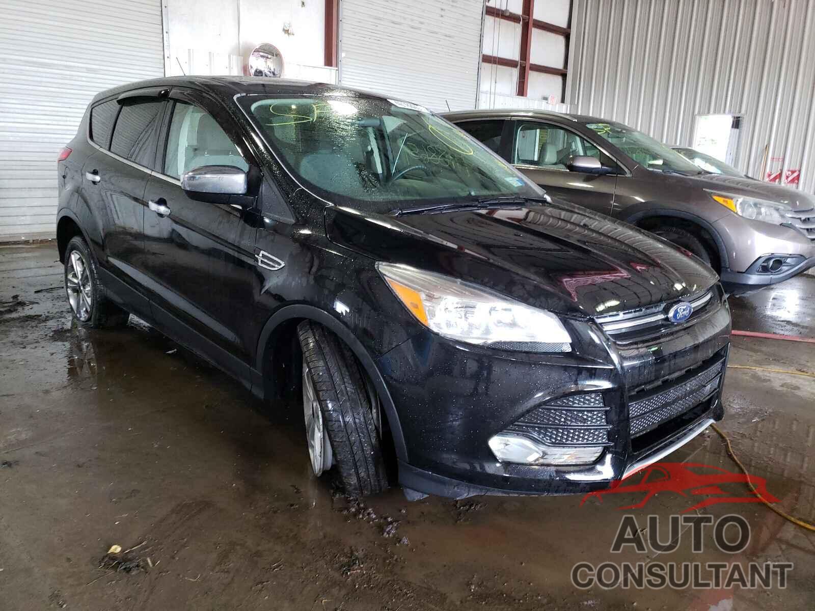 FORD ESCAPE 2016 - 1FMCU9G99GUA54101