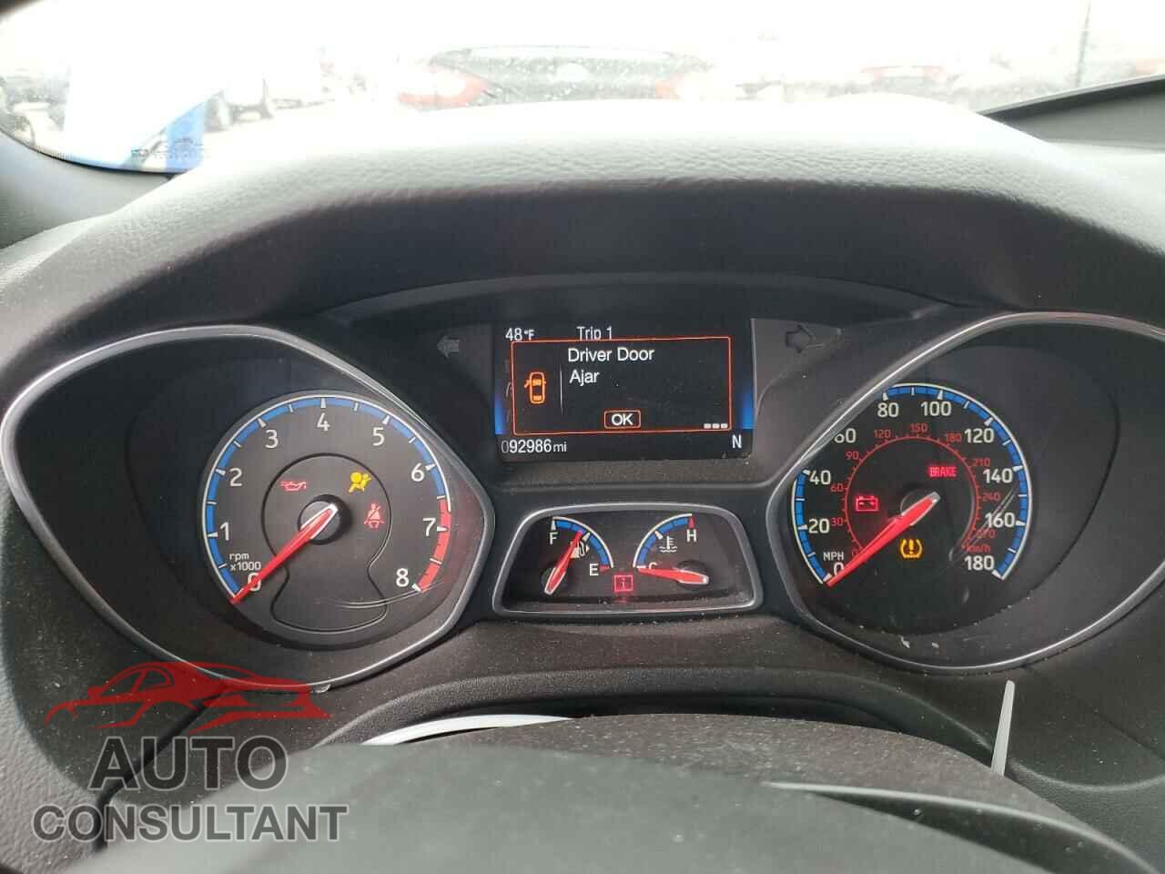 FORD FOCUS 2017 - WF0DP3TH8H4121554