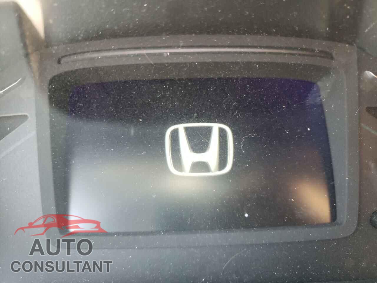 HONDA ODYSSEY 2018 - 5FNRL6H73JB105752