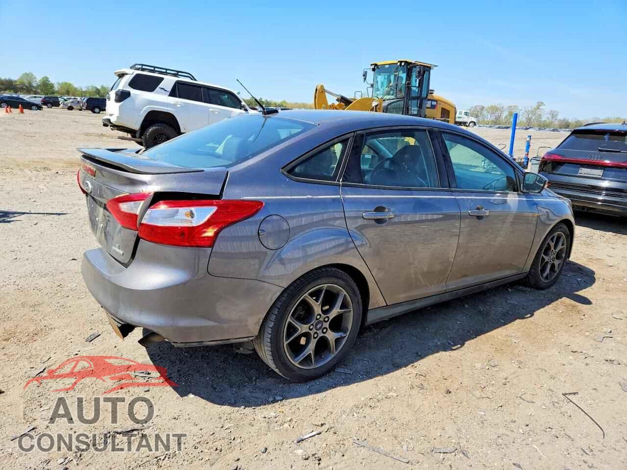 FORD FOCUS 2014 - 1FADP3F25EL243659
