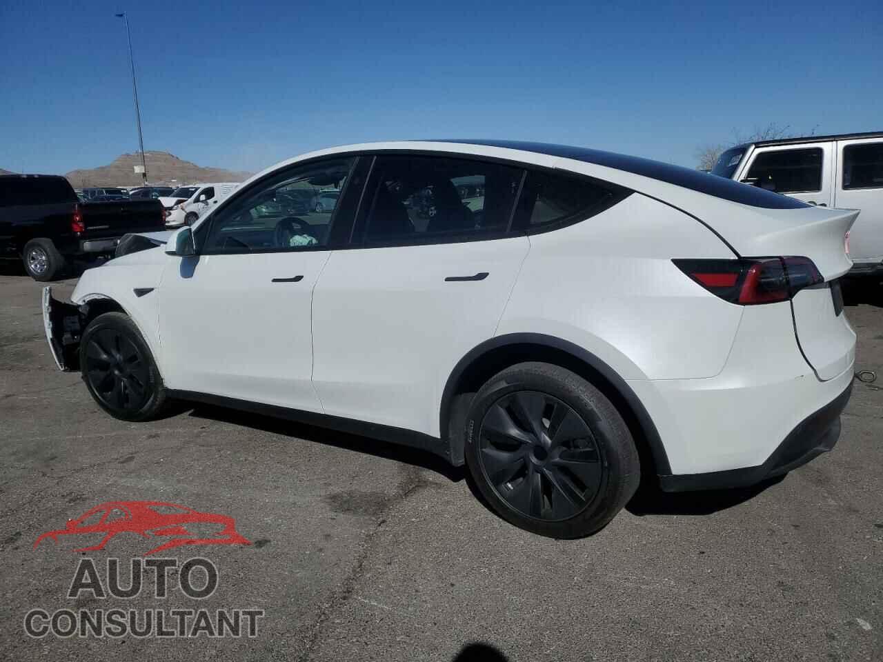 TESLA MODEL Y 2025 - 7SAYGDED2SA373756