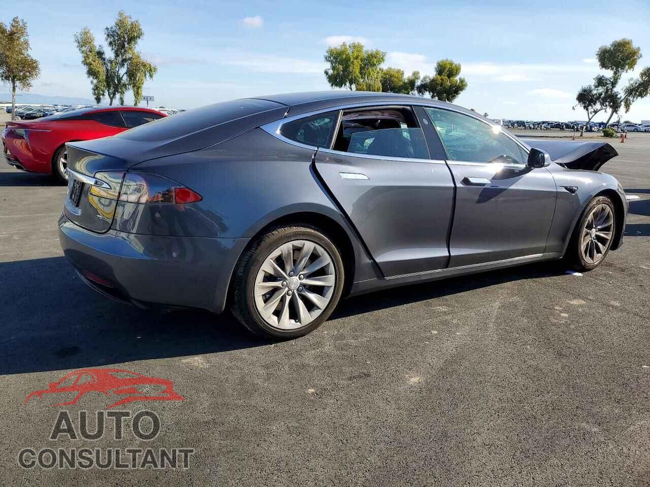 TESLA MODEL S 2017 - 5YJSA1E20HF211086