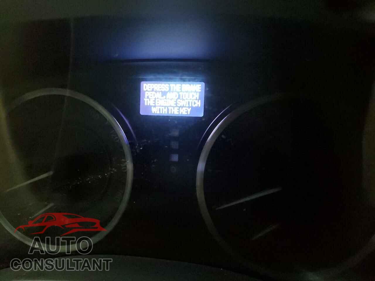 LEXUS IS 2011 - JTHFF2C24B2521178