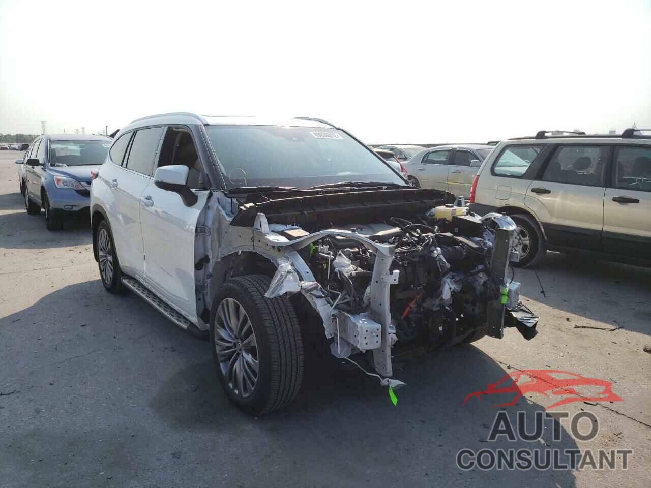 TOYOTA HIGHLANDER 2022 - 5TDFARAH1NS013425