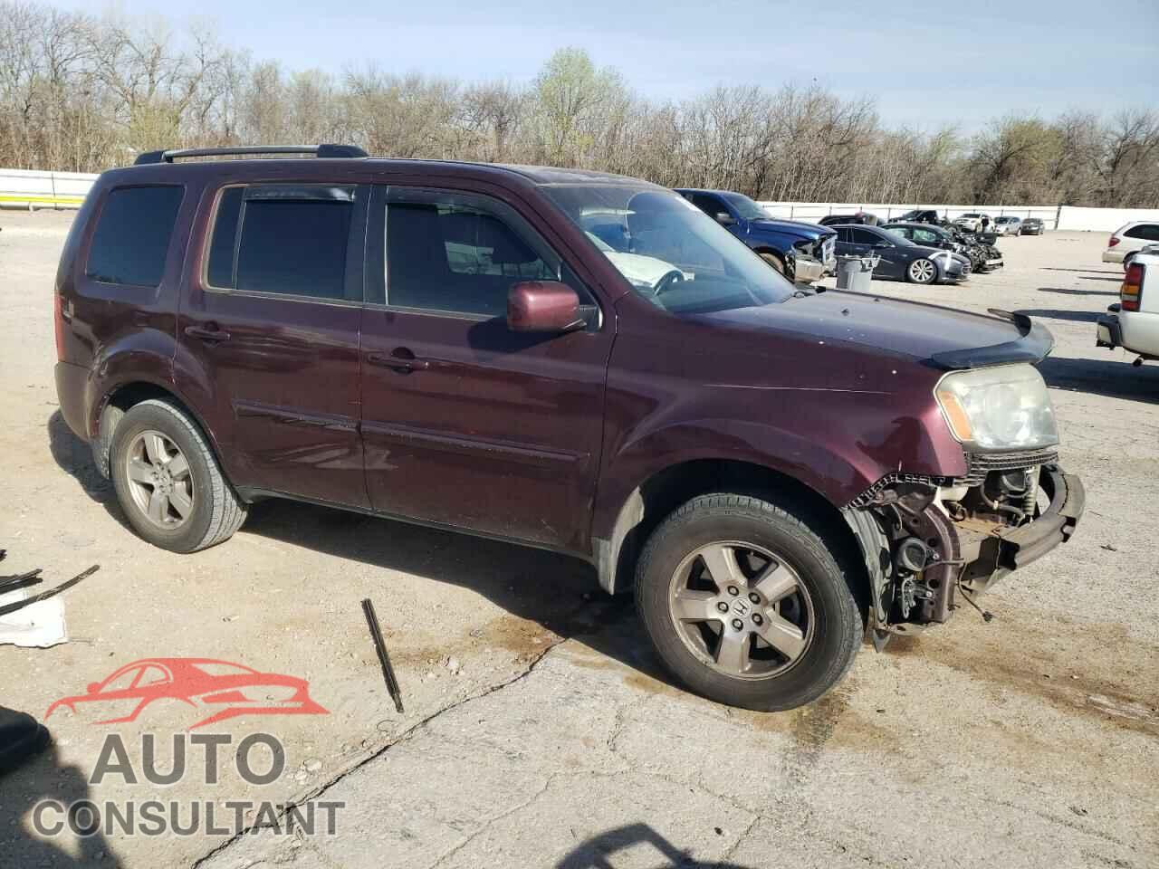 HONDA PILOT 2011 - 5FNYF4H52BB018819