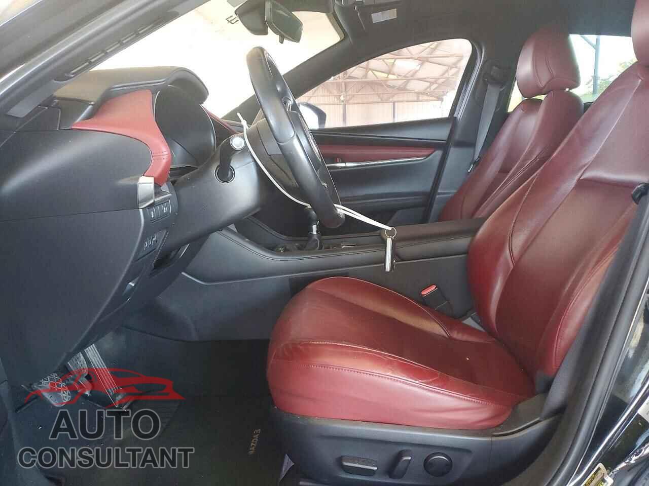 MAZDA 3 2021 - JM1BPAML9M1307052