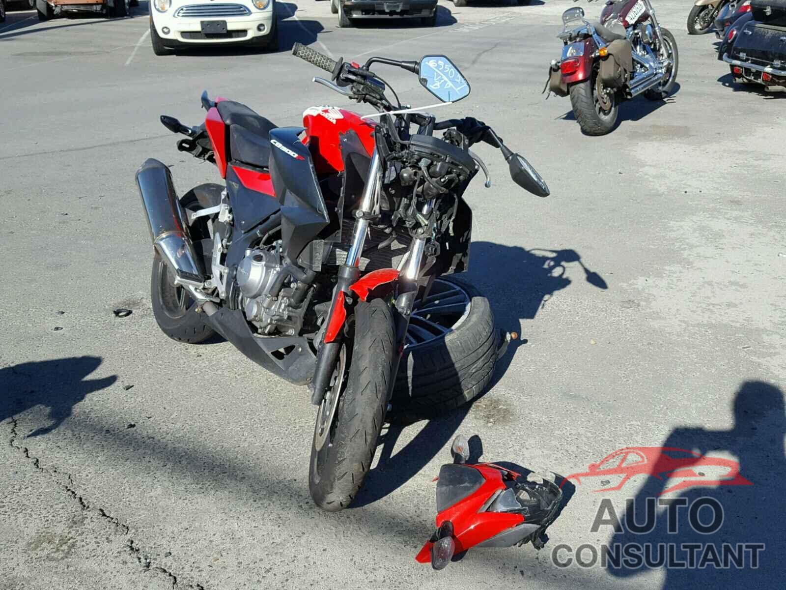 HONDA CB CYCLE 2015 - MLHNC5215F5102175