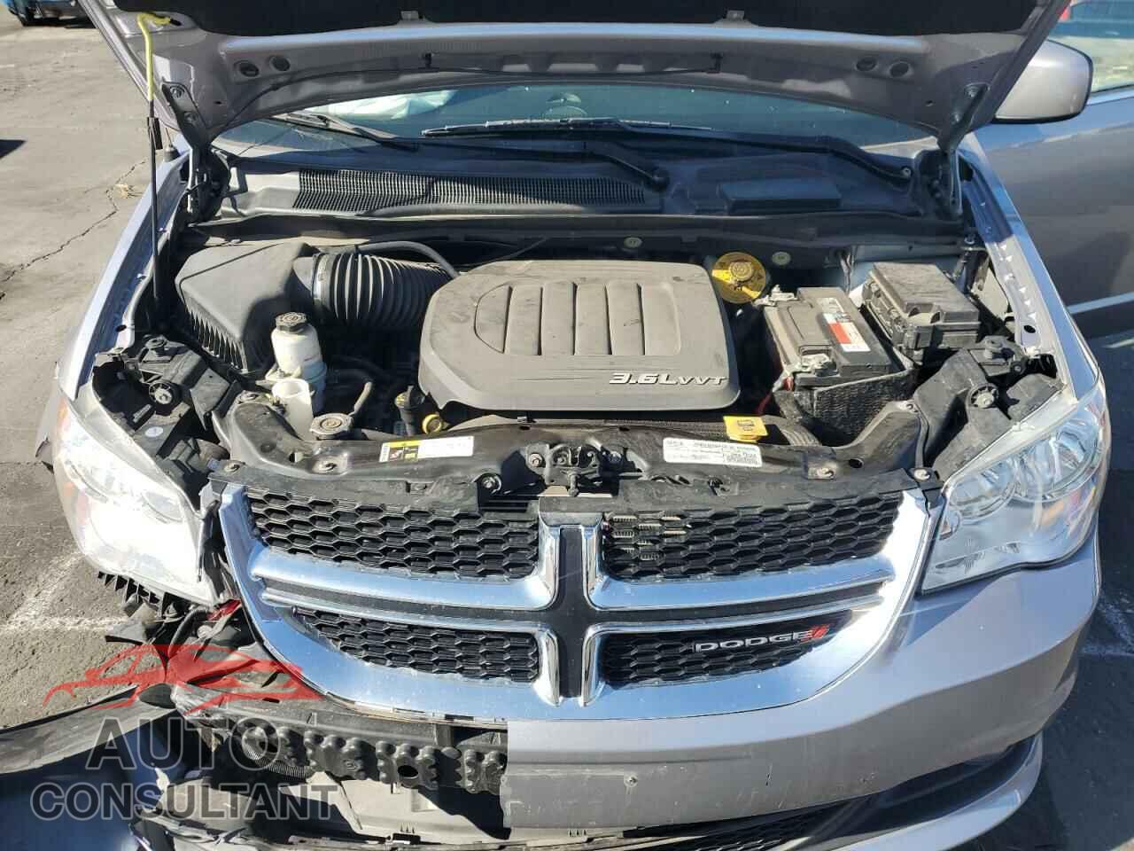 DODGE CARAVAN 2018 - 2C4RDGCG0JR208092
