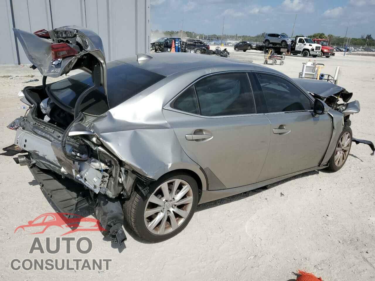LEXUS IS 2016 - JTHBA1D20G5012068
