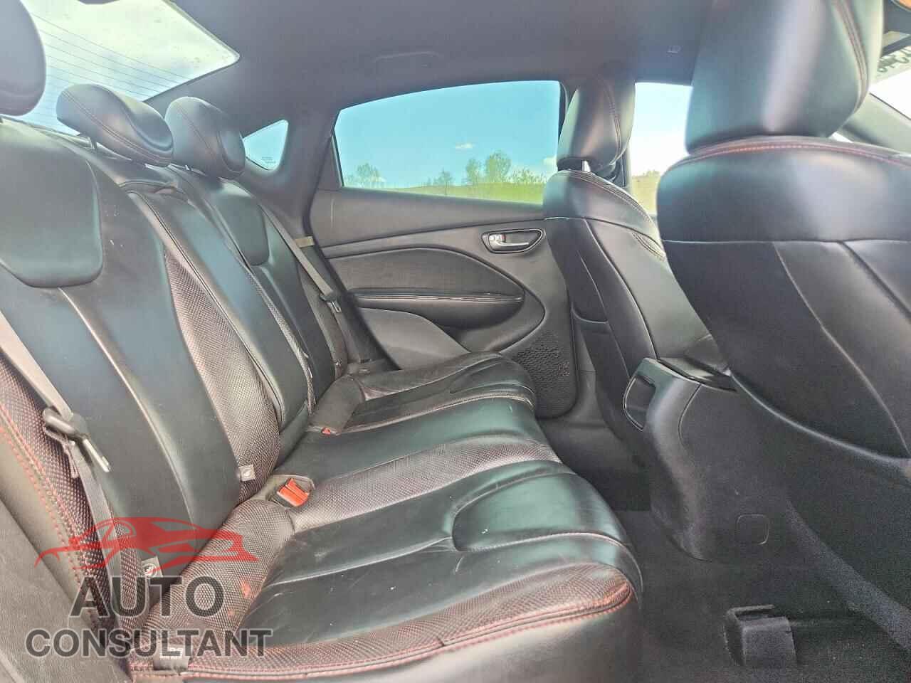 DODGE DART 2015 - 1C3CDFEB1FD411105
