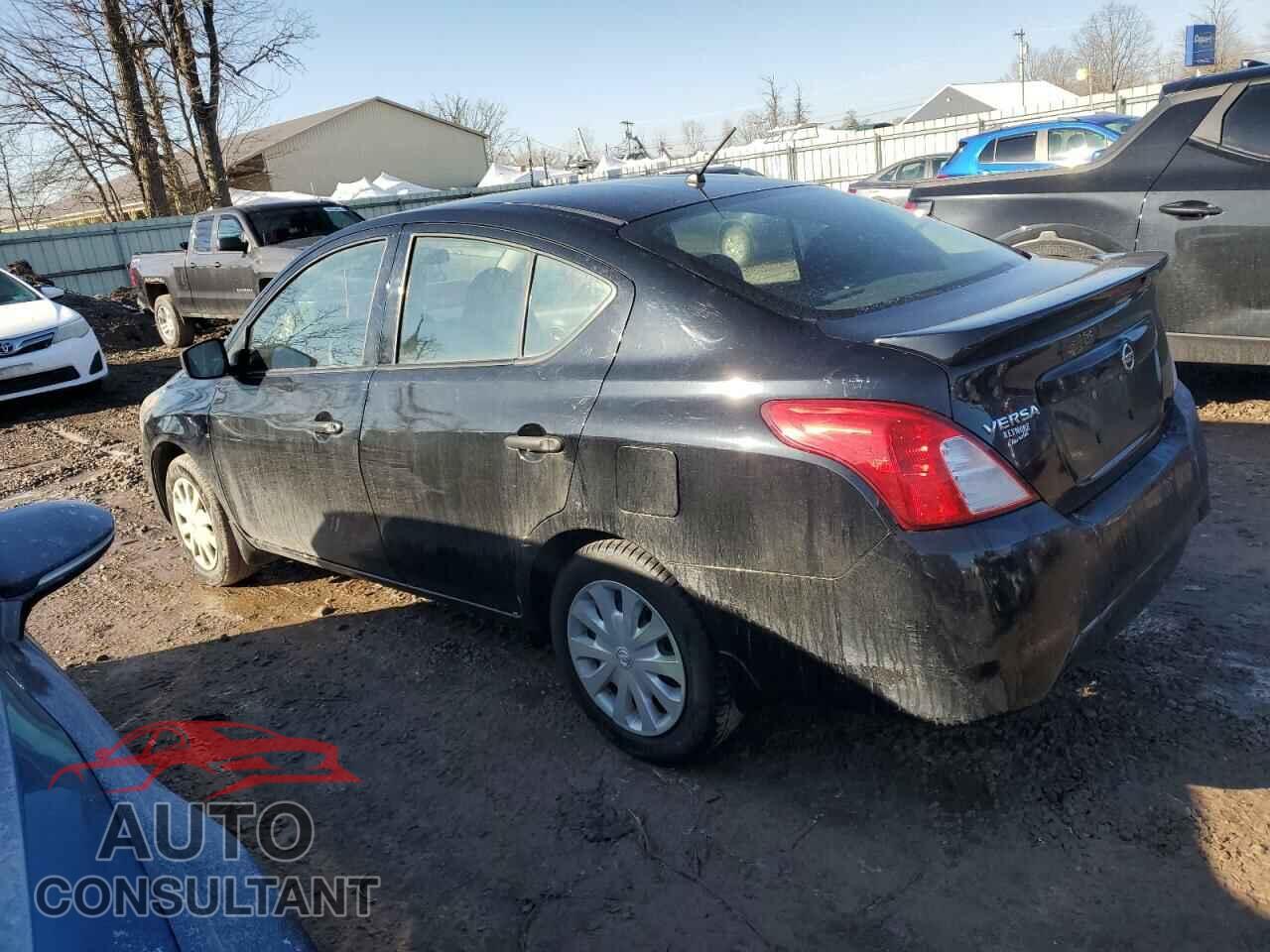 NISSAN VERSA 2017 - 3N1CN7AP3HL868398