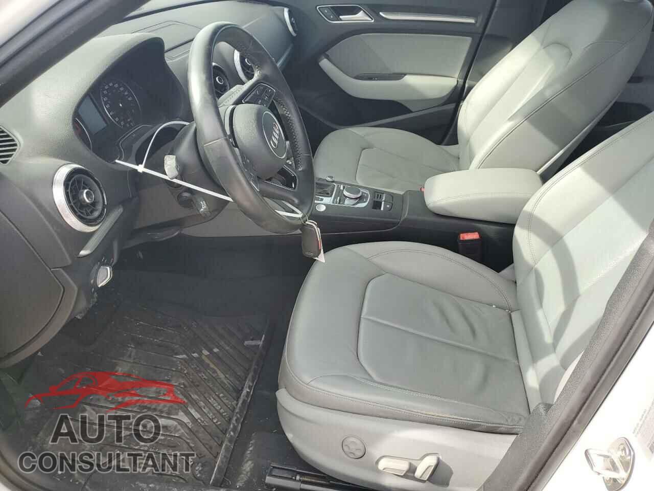 AUDI A3 2017 - WAUGUGFF7H1046600