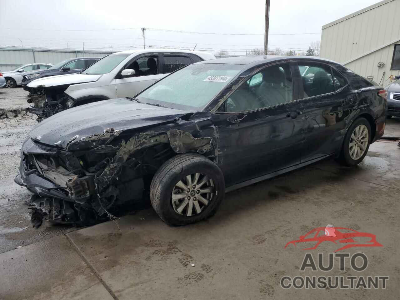 TOYOTA CAMRY 2018 - 4T1B11HK1JU579152